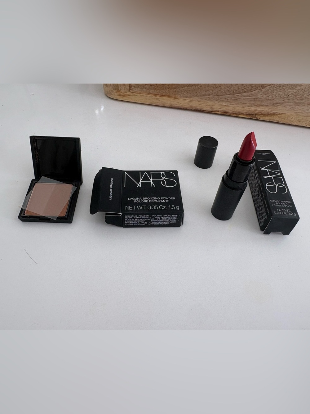 NARS Lipstick & Laguna Bronzing Powder - Deep Berry Lip, Warm Brown Bronzer